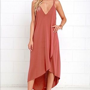 LUSH-washed red high/low hem line dress- size M 💝